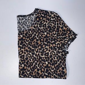 American Eagle cropped cheetah print baby tee